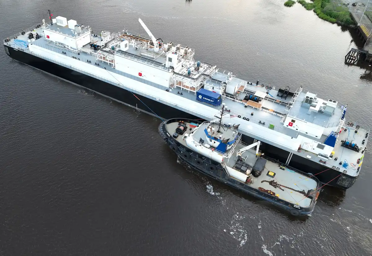 12,000 LNG Bunker Barge Progress